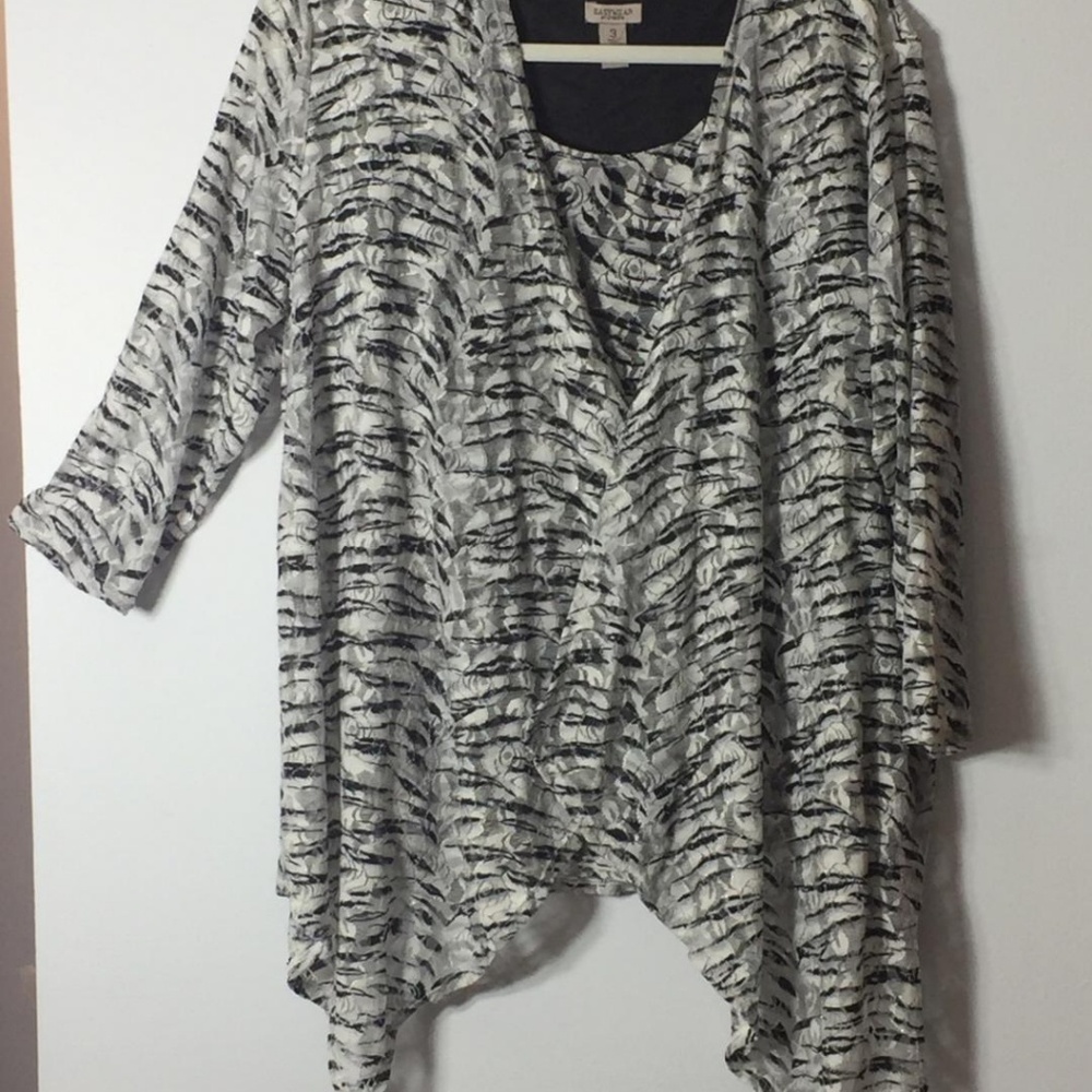 Chico's EasyWear Geometric Print tank & cardigan